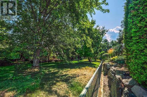 3989 Gallaghers Parkland Drive, Kelowna, BC - Outdoor