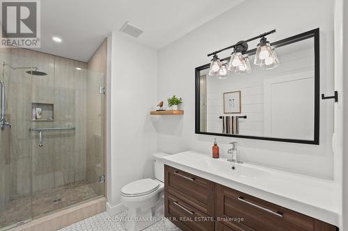 40 Navigators Trail, Kawartha Lakes (Bobcaygeon), ON - Indoor Photo Showing Bathroom