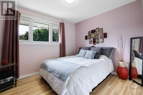 680 Ingram Crescent, Ottawa, ON - Indoor Photo Showing Bedroom