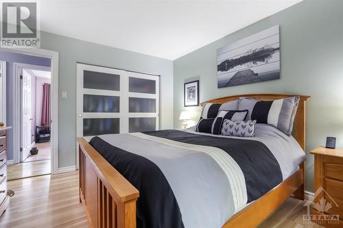 680 Ingram Crescent, Ottawa, ON - Indoor Photo Showing Bedroom