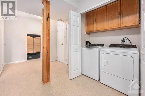 1497 Bourcier Drive, Ottawa, ON - Indoor Photo Showing Laundry Room