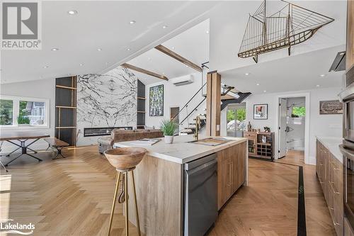 237 West Shore Drive, Tiny, ON - Indoor Photo Showing Kitchen