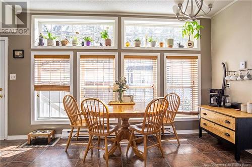 28 Wood Avenue, Lincoln, NB - Indoor Photo Showing Dining Room