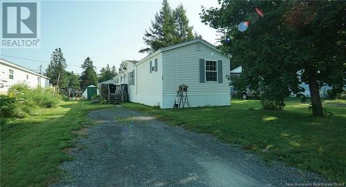 28 Wood Avenue, Lincoln, NB - Outdoor