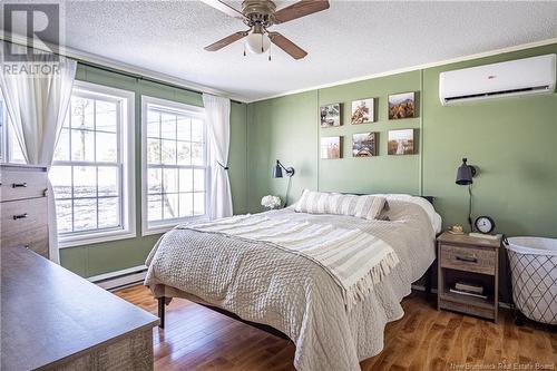 28 Wood Avenue, Lincoln, NB - Indoor Photo Showing Bedroom