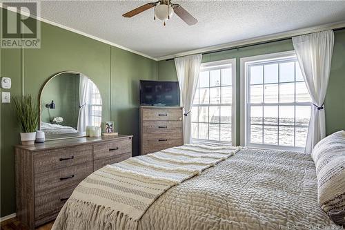 28 Wood Avenue, Lincoln, NB - Indoor Photo Showing Bedroom