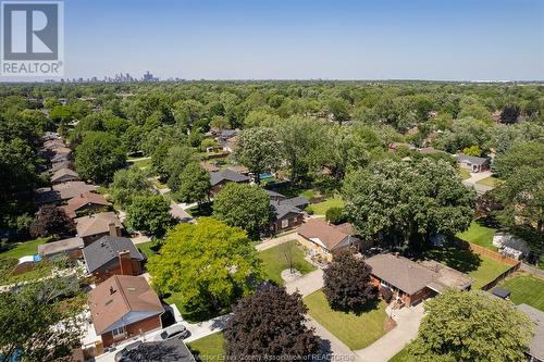 3296 Mckay Avenue, Windsor, ON - Outdoor With View