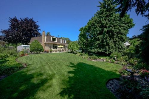 2262 Bonnylyn Court, Oakville, ON - Outdoor