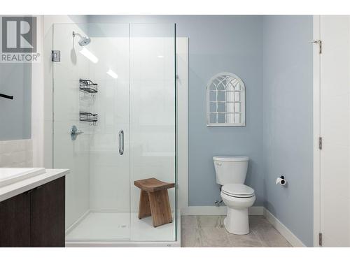 1349 Rocky Point Drive Unit# 15, Kelowna, BC - Indoor Photo Showing Bathroom