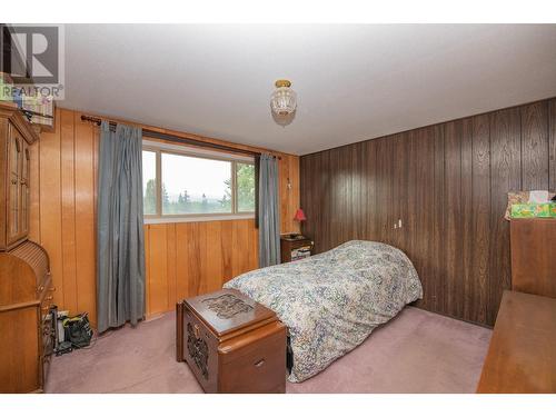 309 Albers Road, Lumby, BC - Indoor Photo Showing Bedroom