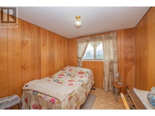 309 Albers Road, Lumby, BC - Indoor Photo Showing Bedroom