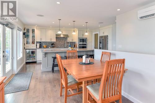 36 Kenyon Road, Vernon, BC - Indoor Photo Showing Dining Room