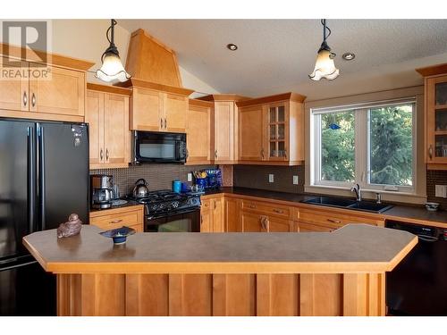 8215 Silver Star Road, Vernon, BC - Indoor Photo Showing Kitchen With Double Sink