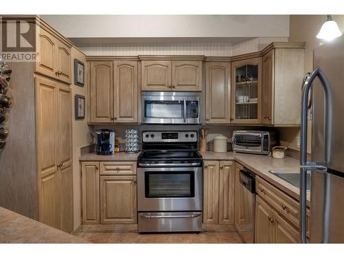 8215 Silver Star Road, Vernon, BC - Indoor Photo Showing Kitchen