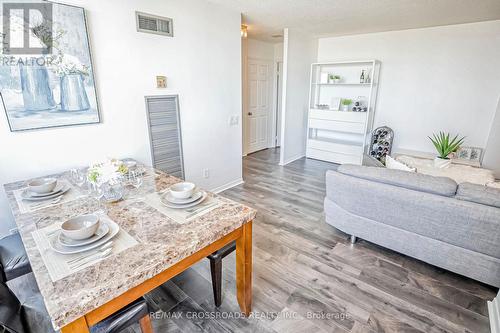 1611 - 7 Bishop Avenue, Toronto (Newtonbrook East), ON - Indoor Photo Showing Dining Room