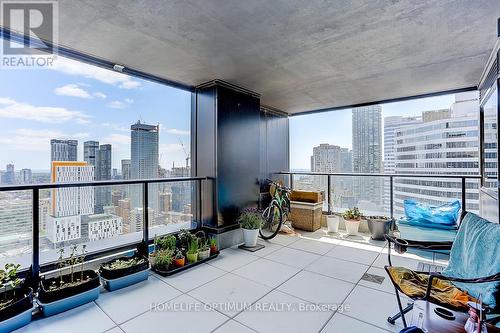 Lph2 - 20 Edward Street, Toronto (Bay Street Corridor), ON - Outdoor With Balcony With Exterior