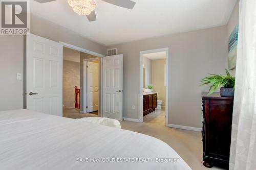 154 Willet Terrace, Milton, ON - Indoor Photo Showing Bedroom