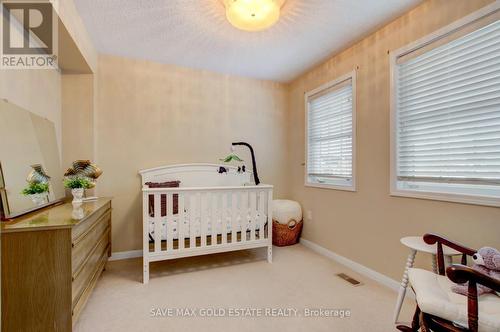 154 Willet Terrace, Milton, ON - Indoor Photo Showing Bedroom