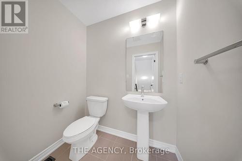 147 - 10 Birmingham Drive, Cambridge, ON - Indoor Photo Showing Bathroom