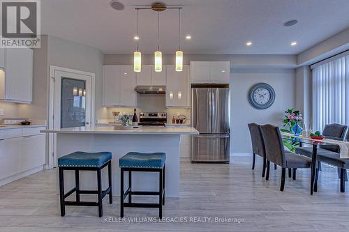 70 - 811 Sarnia Road, London, ON - Indoor Photo Showing Kitchen With Upgraded Kitchen