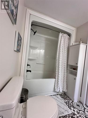 29 Burin Bay Crescent, Burin Bay Arm, NL - Indoor Photo Showing Bathroom