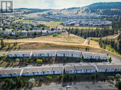 92-2022 Pacific Way, Kamloops, BC - Outdoor With View