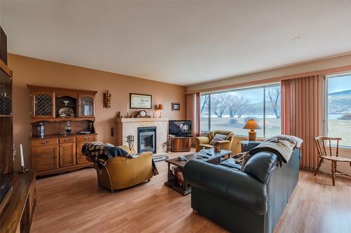 45 Kingfisher Drive, Penticton, BC - Indoor Photo Showing Living Room With Fireplace