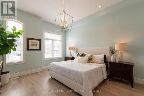 2263 Callingham Drive, London, ON - Indoor Photo Showing Bedroom