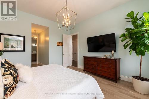 2263 Callingham Drive, London, ON - Indoor Photo Showing Bedroom