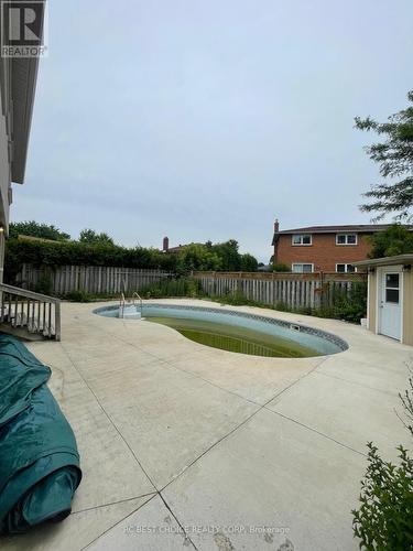 44 Linkdale Road, Brampton (Brampton North), ON - Outdoor With In Ground Pool