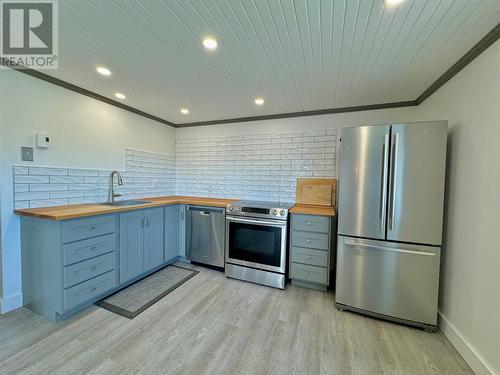 23 Neck Road, Bonavista, NL - Indoor Photo Showing Kitchen With Stainless Steel Kitchen