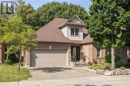 18 - 1150 Skyview Drive, Burlington (Tyandaga), ON - Outdoor With Facade