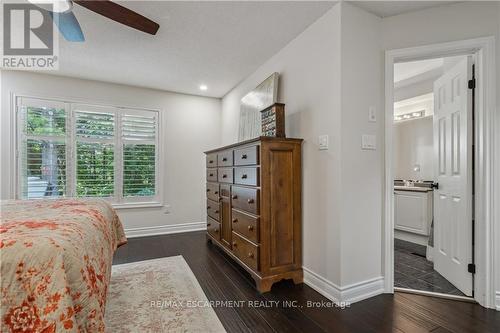 18 - 1150 Skyview Drive, Burlington (Tyandaga), ON - Indoor Photo Showing Bedroom