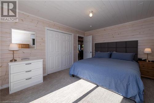 79 Howard Bowman Drive, Tobermory, ON - Indoor Photo Showing Bedroom