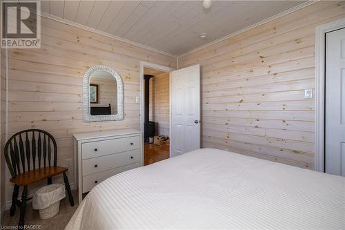 79 Howard Bowman Drive, Tobermory, ON - Indoor Photo Showing Bedroom