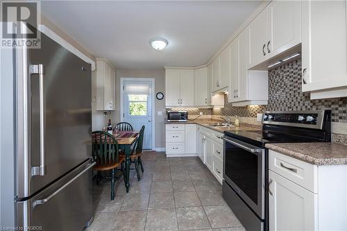 79 Howard Bowman Drive, Tobermory, ON - Indoor Photo Showing Kitchen With Double Sink With Upgraded Kitchen