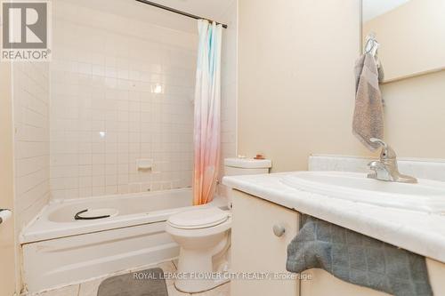 25 - 2 Franklin Court, Brampton (Bramalea West Industrial), ON - Indoor Photo Showing Bathroom