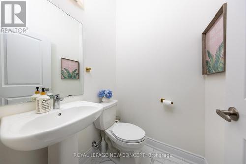 1409 Blackmore Street N, Innisfil, ON - Indoor Photo Showing Bathroom