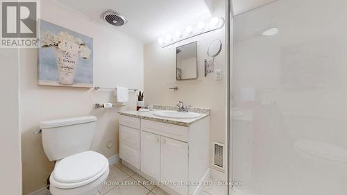 185 Sentinel Road, Toronto (York University Heights), ON - Indoor Photo Showing Bathroom