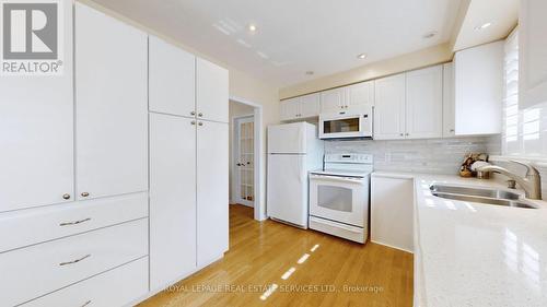 185 Sentinel Road, Toronto (York University Heights), ON - Indoor Photo Showing Kitchen With Double Sink