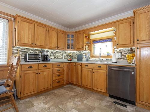 19 Beatons Lane, Springhill, NS 