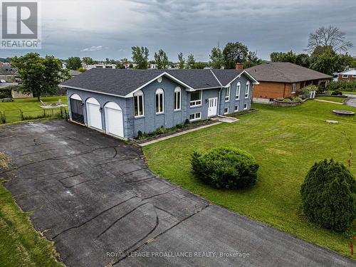 94 Cloverleaf Drive, Belleville, ON - Outdoor