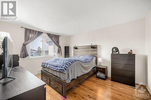 266 Lorry Greenberg Drive Unit#312, Ottawa, ON - Indoor Photo Showing Bedroom