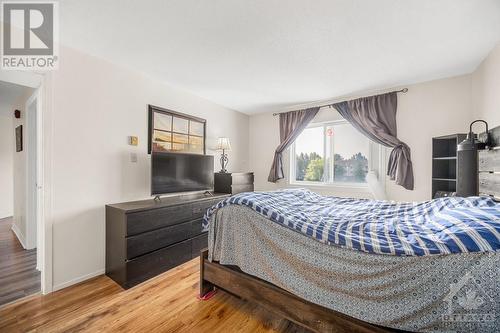 266 Lorry Greenberg Drive Unit#312, Ottawa, ON - Indoor Photo Showing Bedroom