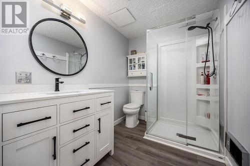 486 Terrace Drive, Coldstream, BC - Indoor Photo Showing Bathroom