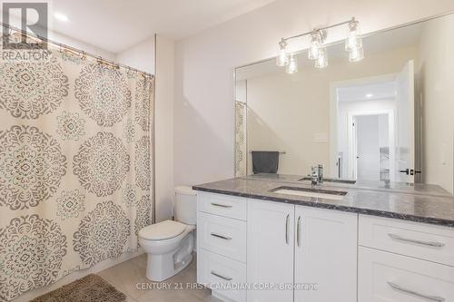 154 - 2261 Linkway Boulevard, London, ON - Indoor Photo Showing Bathroom