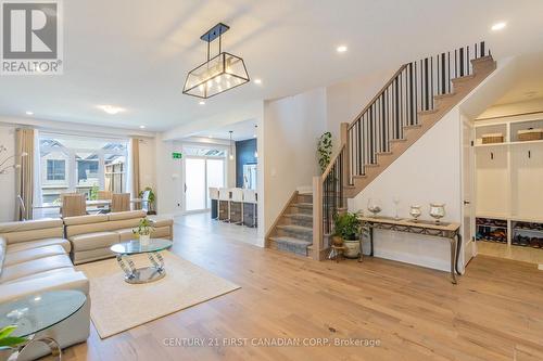 154 - 2261 Linkway Boulevard, London, ON - Indoor Photo Showing Living Room