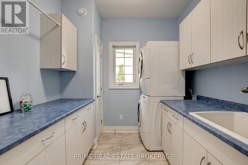 37 Oliver Crescent, Zorra, ON - Indoor Photo Showing Kitchen