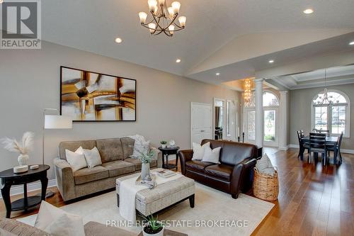 37 Oliver Crescent, Zorra, ON - Indoor Photo Showing Living Room