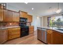 2365 Stillingfleet Road Unit# 75, Kelowna, BC  - Indoor Photo Showing Kitchen 